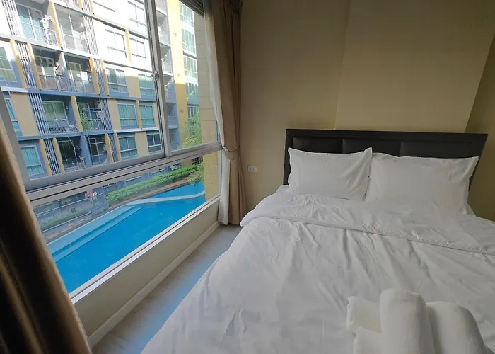 Metroluxe Rama4 , Center Apartment