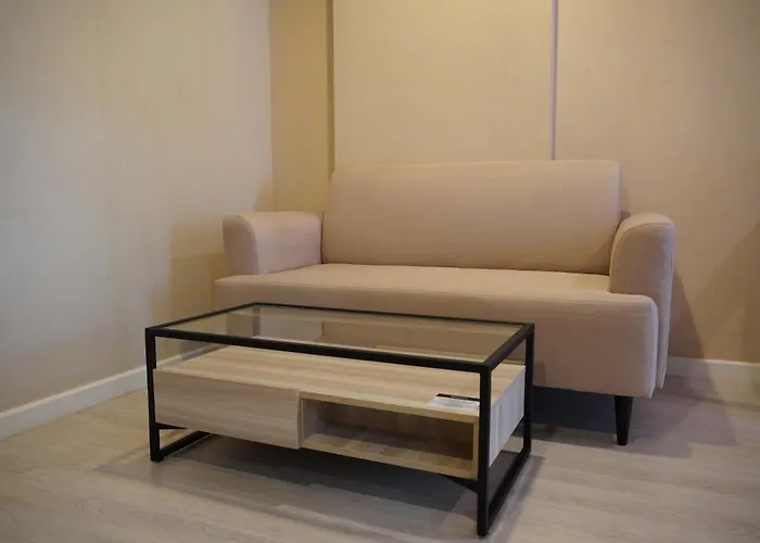 Metroluxe Rama4 , Center Apartment